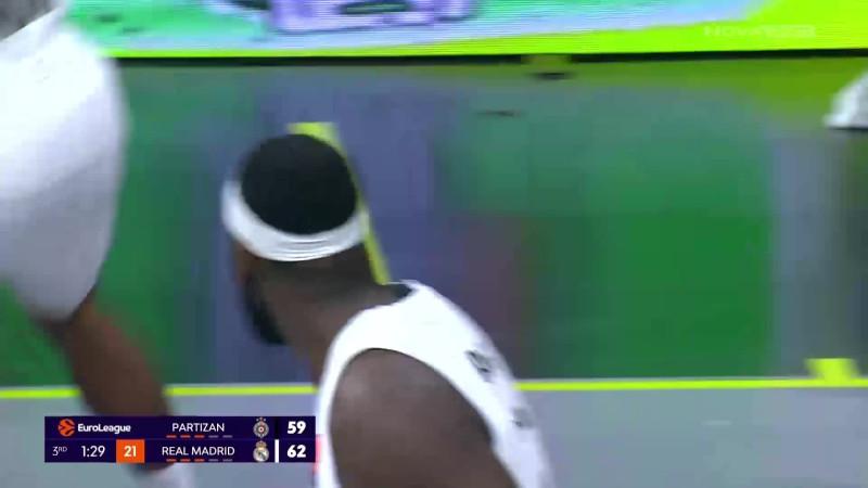 Πώς το έβαλε αυτό; Το ακροβατικό καλάθι του Γκαρούμπα (ΒΙΝΤΕΟ)