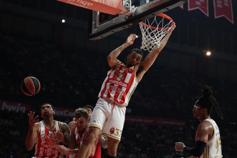 Νέο μήνυμα Νουόρα για την διαιτησία με Ολυμπιακό - Το σχόλιο στο twitter