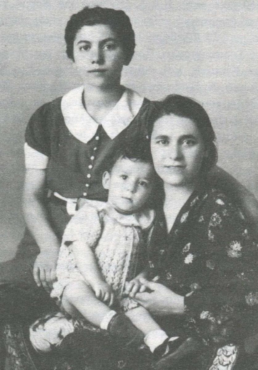 Η οικογένεια του ήρωα