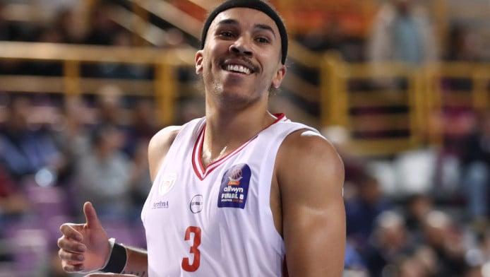 Ο Ολυμπιακός διέλυσε την ΑΕΚ αλλά ανησυχεί για Τζόουνς! (ΒΙΝΤΕΟ)