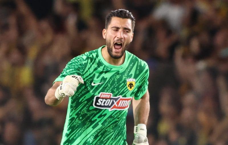 Αποθέωση Στρακόσια στην Αλβανία: "Η καλύτερη σεζόν της καριέρας του"