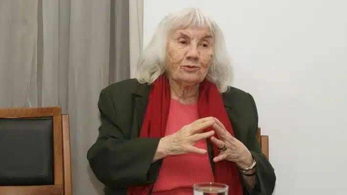 Πέθανε η συγγραφέας Ιωάννα Καρατζαφέρη σε ηλικία 97 ετών 1 3d605880 xaidari imera tis gynaikas