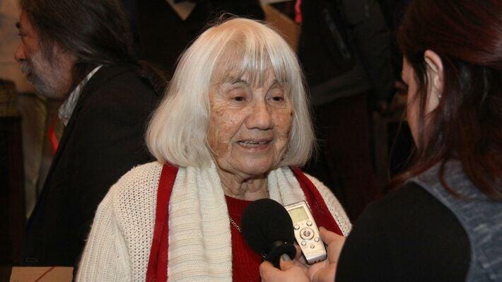 Πέθανε η συγγραφέας Ιωάννα Καρατζαφέρη σε ηλικία 97 ετών 2 ioanna karatzaferh