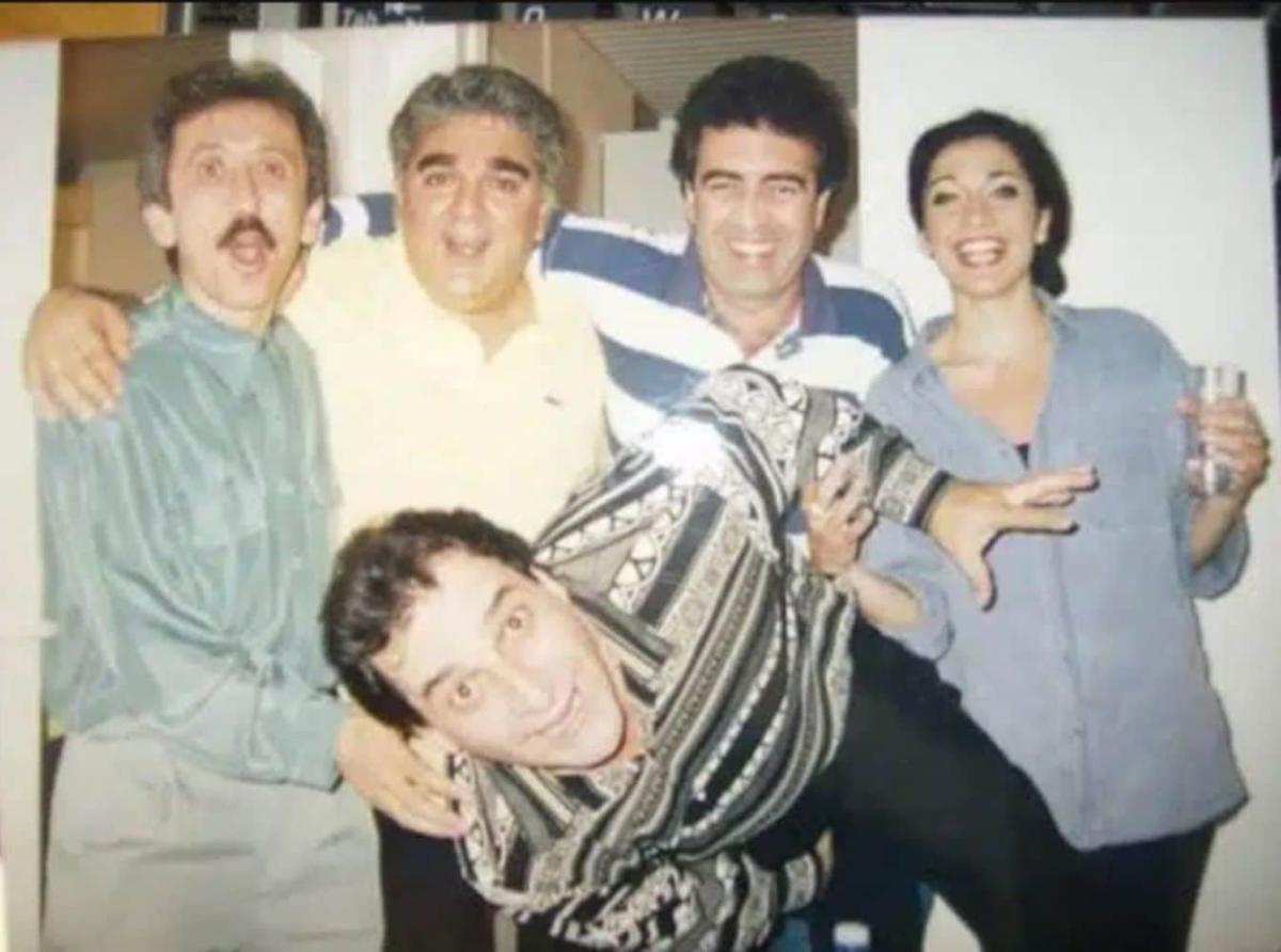 Πριν κóψεı τη μúτn, αλλάξεı δόντıα & κάνει μπóτοξ: Οι παλıές φωτογραφiες που η Δέσποινα Βανδή θέλεı να κάψεı 1 25 30 768x571 1