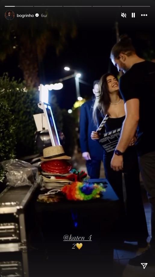 Αγνώριστος ο Γιώργος Μπόγρης - Τέλος το μακρύ μαλλί, έγινε ξανθός! (ΦΩΤΟ)