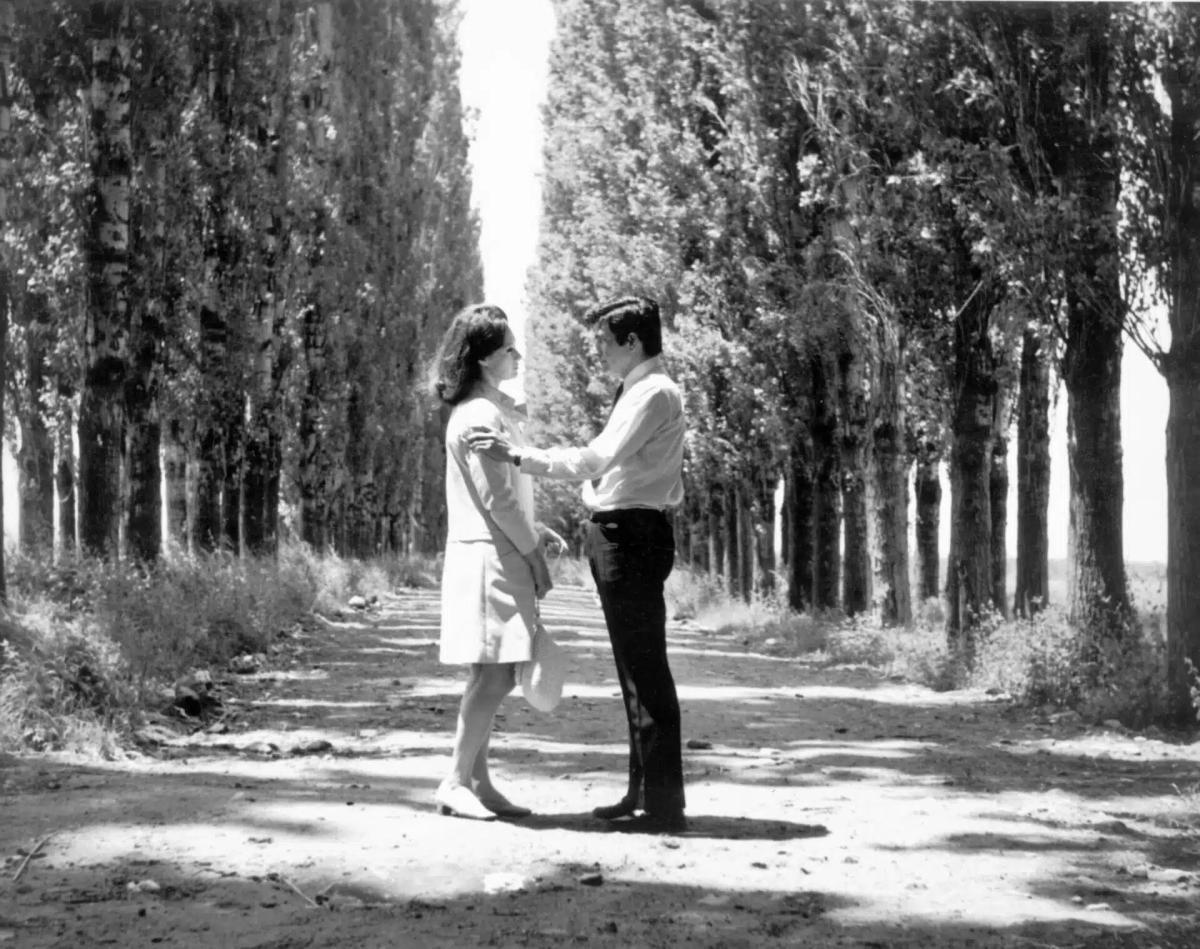 Πώς είναι σήμερα στα 93 πασίγνωστη πρωταγωνίστρια του ελληνικού κινηματογράφου 8 parenthesi