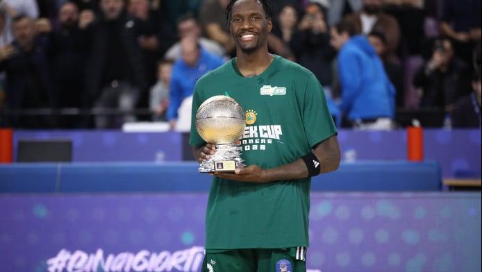 Η ατάκα Χέιζ-Ντέιβις για Γιαννακόπουλο μετά την κούπα