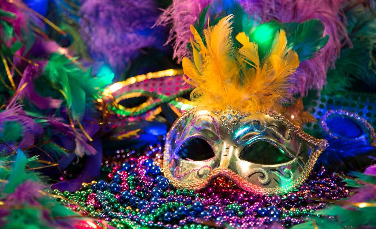 apokries stin ellada pos giortazetai