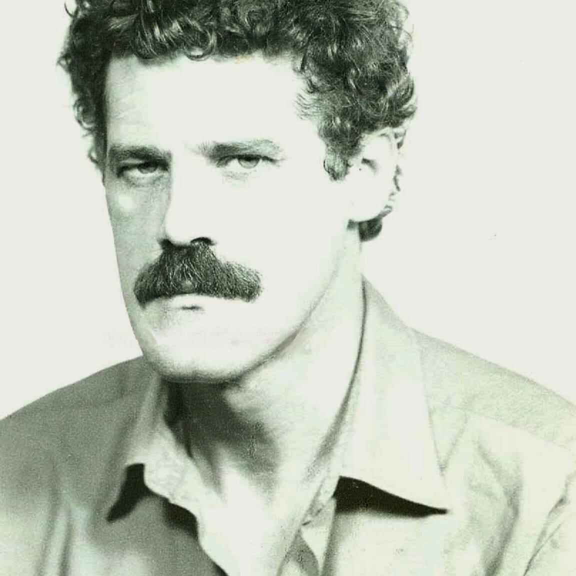 Κάηκε ζωντανός την ώρα που κοιμόταν ο γνωστός Έλληνας ηθοποιός και τραγουδιστής 4 a lifo lettonos 12