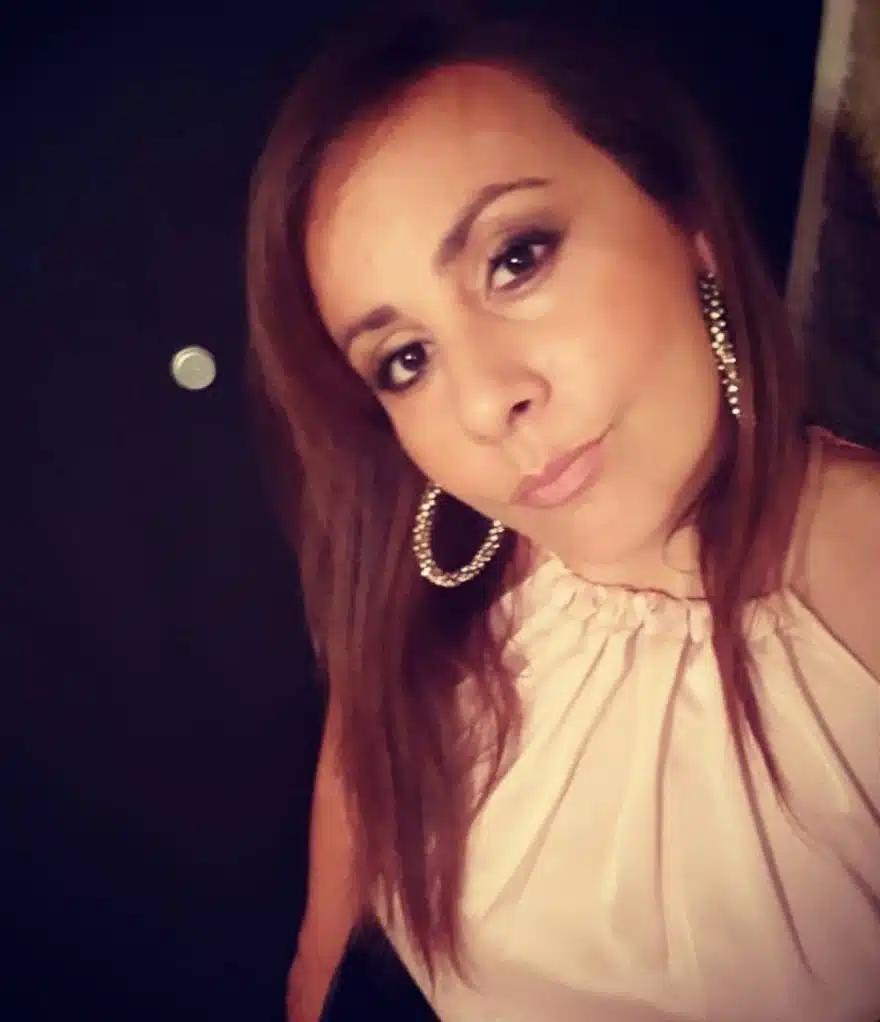 «Ψηλά μπαμπά, να φτάσει στη μαμά μας»: Tα παιδιά της Βάσως που χάθηκε στην Βιολάντα πέταξαν χαρταετό στη μνήμη της μητέρας τους 2 vasiliki skabardoni