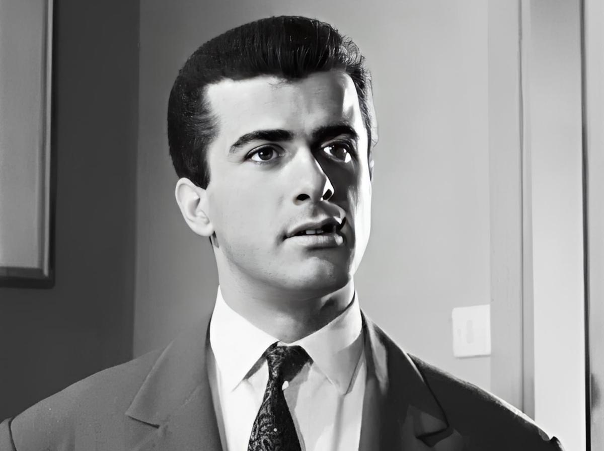 Πέθανε ξεχασμένος από φίλους και συναδέλφους, έχοντας οικονομικά προβλήματα, πασίγνωστος ηθοποιός 1 stigmiotypo othonis 2026 01 01 23.46.42