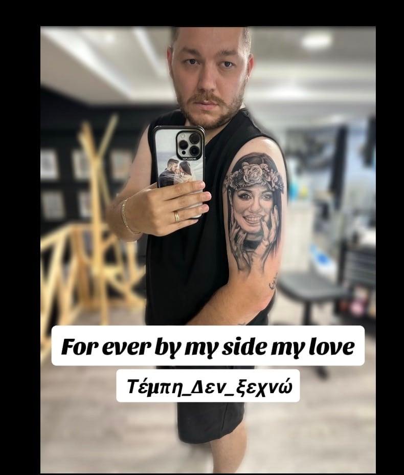 Ο μικρός Χρήστος αφήνει μπαλόνι στον ουρανό για τη μαμά του που χάθηκε στα Τέμπη 5 stigmiotypo othonis 2024 07 05 11.31.47