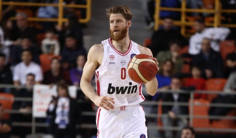 Δεν είναι μόνο ο Βεζένκοφ - Νέο πρόβλημα στον Ολυμπιακό