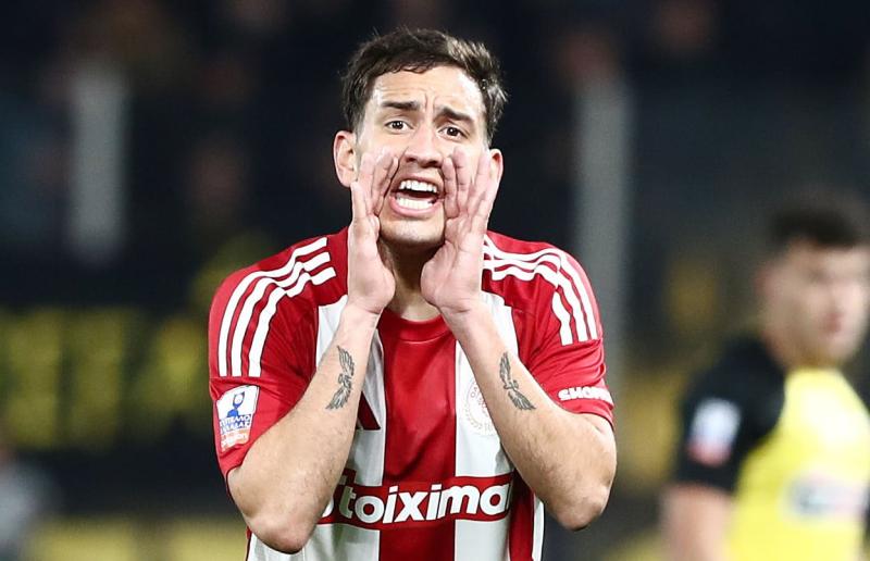 Ακυρώνει κλεισμένη μεταγραφή ο Μεντιλίμπαρ - Ήρθε ομάδα της La Liga για Έσε