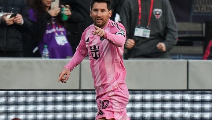 Μαγικό πλασέ και μια ανάσα από τα 900 γκολ ο Μέσι! (ΒΙΝΤΕΟ)