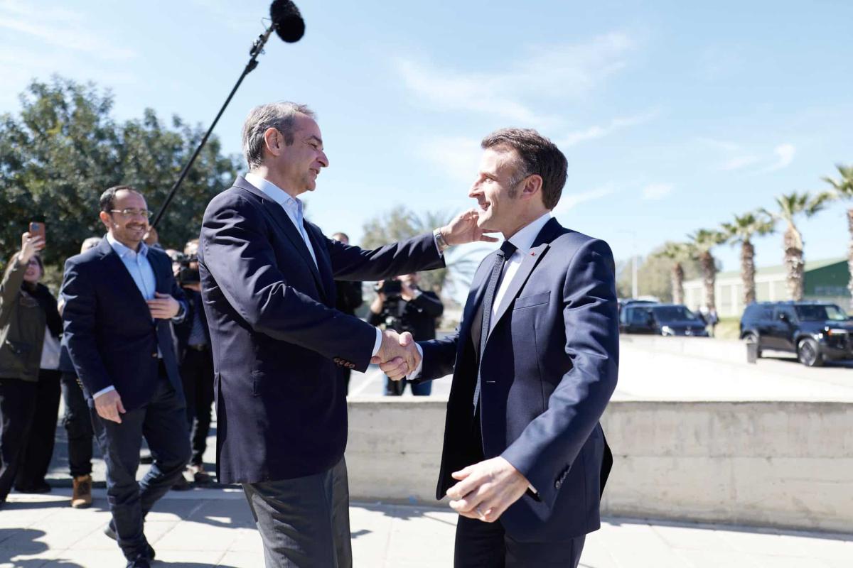 mitsotakis 5 2048x1366 1