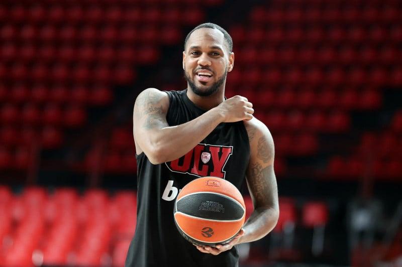 Ευχάριστα στον Ολυμπιακό πριν την Παρί! Μέσα και ο Μόρις