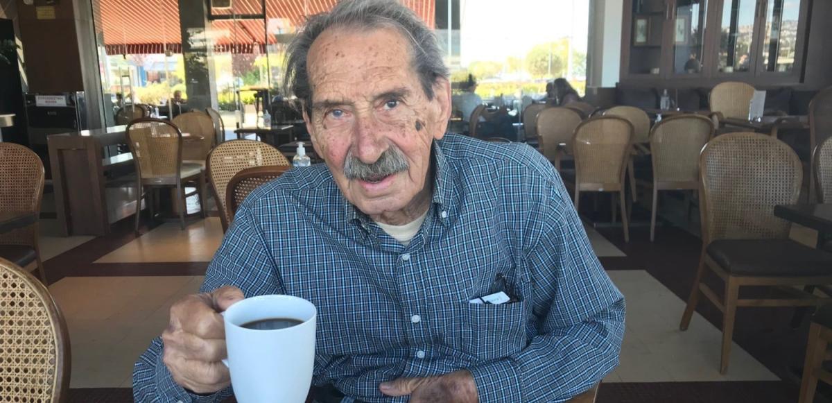 Πέθανε ο δημοσιογράφος Αντώνης Κούρτης – Ήταν κυβερνητικός εκπρόσωπος στην κυβέρνηση του Ανδρέα Παπανδρέου 3 kurtis