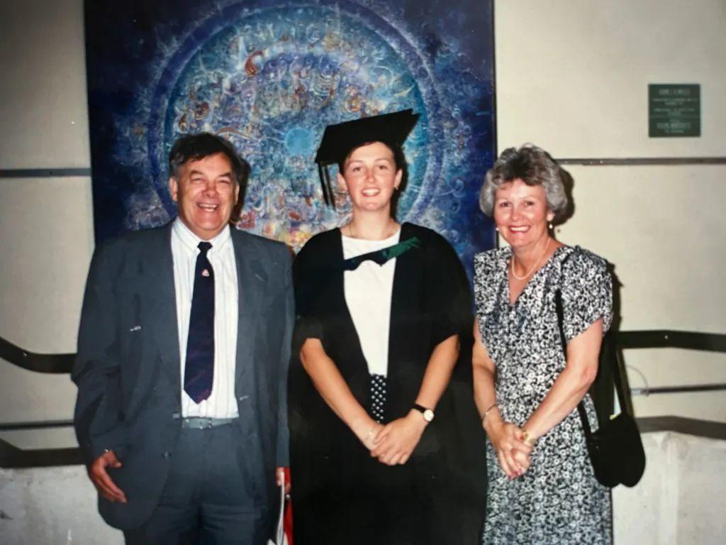 Η απώλεια των γονιών της από ασθένειες που σχετίζονται με τον τρόπο ζωής έγινε το κίνητρο για τη Δρ. Τζόουνς.