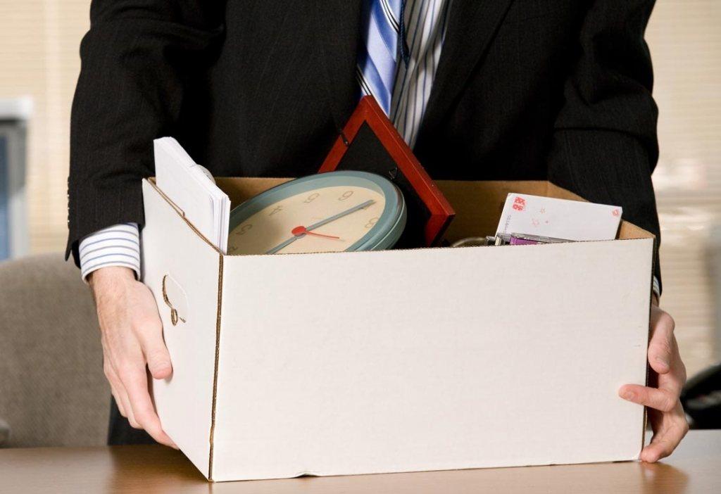 Χωρίς καμία συζήτηση ή συνάντηση από κοντά, η απόλυση ενός εξειδικευμένου εργάτη στην Ιταλία προκαλεί ερωτήματα για τις πρακτικές των μεγάλων εταιρειών