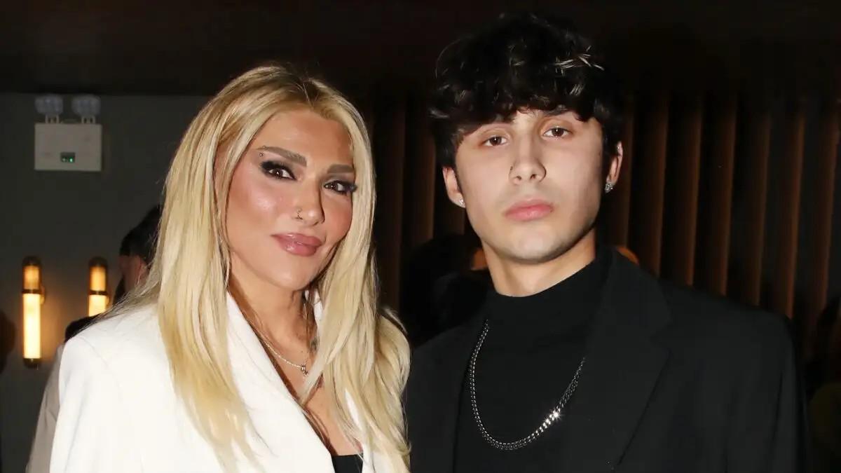 Ηλιάδη και γιος