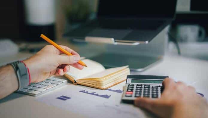 Πλασματικά έτη: Τα μυστικά για δημοσίους υπαλλήλους και ενστόλους 1 699c79550937c