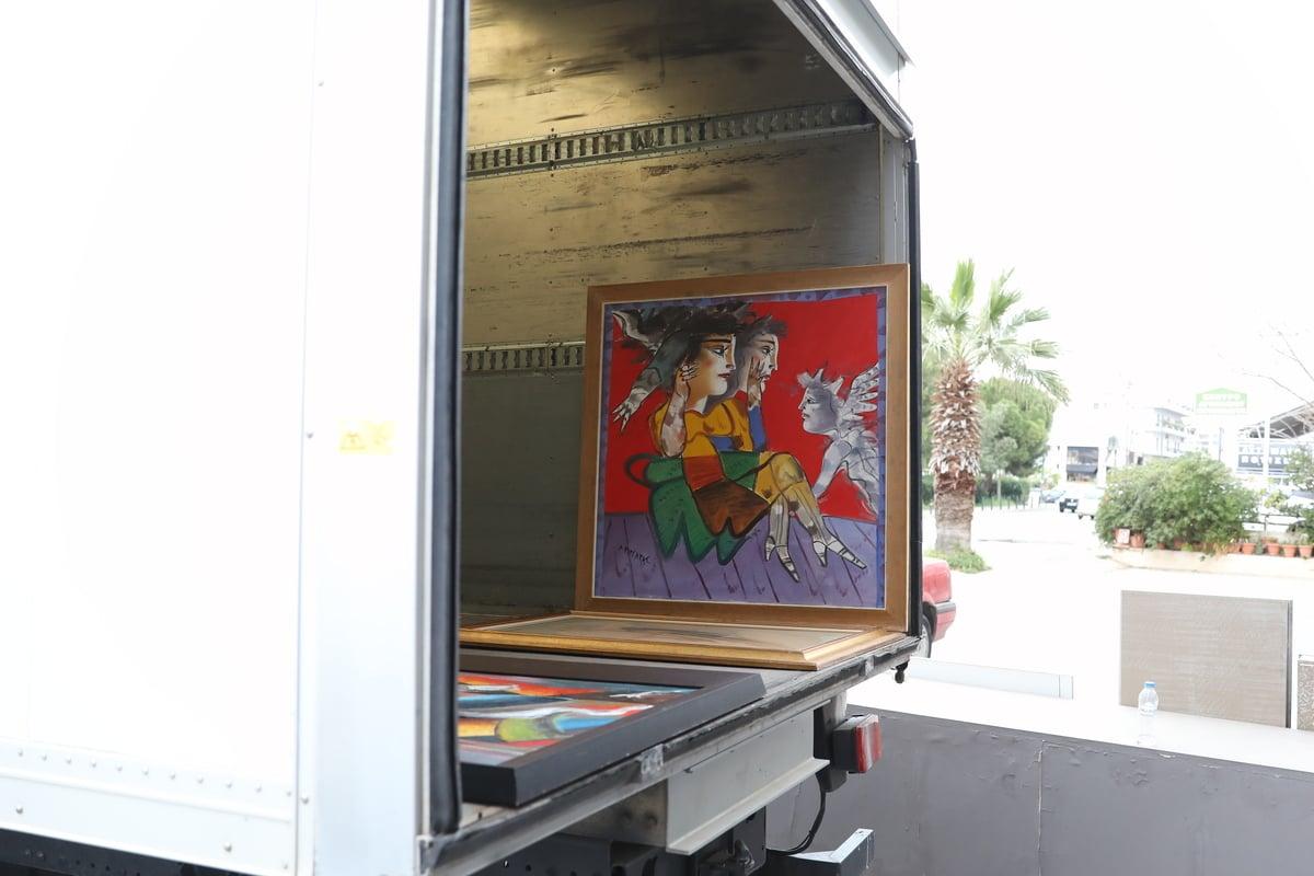 Υπόθεση pinakes