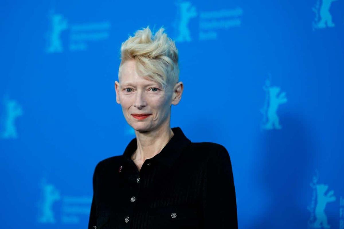 Αuτά τα 8 κουρέματα δείχνουν τις 60άρες πιο φρέσκες από ποτέ - Και τώρα τα ζητούν όλες οι 40άρες 7 tilda swinton