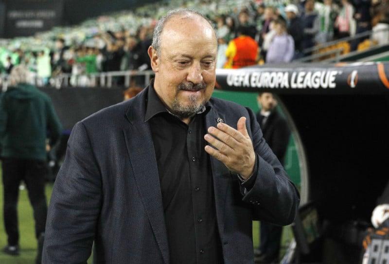 Προς την έξοδο ο Μπενίτεθ - "Φιάσκο" με Σισοκό, ζήτησε Τεχέρο αντί Τσάπρα!