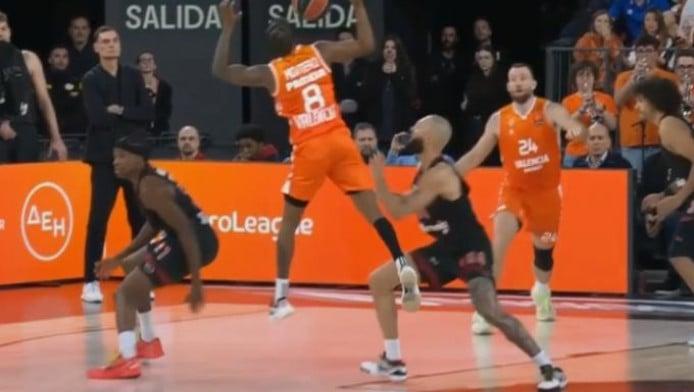 Ξεκάθαρος αναλυτής διαιτησίας για το φάουλ του Φουρνιέ στον Μοντέρο (Vid)