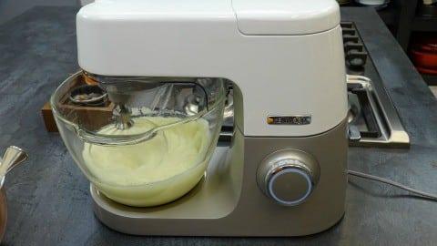 Χαμός με τα πασχαλινά κουλουράκια της Αργυρώς: Έδωσε για 1η φορά τη συνταγή και όλες τα φτιάχνουν σαν …τρελές 2 654 480x270 1