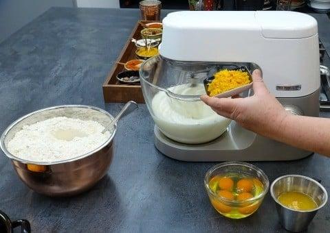 Χαμός με τα πασχαλινά κουλουράκια της Αργυρώς: Έδωσε για 1η φορά τη συνταγή και όλες τα φτιάχνουν σαν …τρελές 3 655 480x340 1