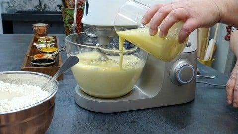 Χαμός με τα πασχαλινά κουλουράκια της Αργυρώς: Έδωσε για 1η φορά τη συνταγή και όλες τα φτιάχνουν σαν …τρελές 4 656 480x270 1