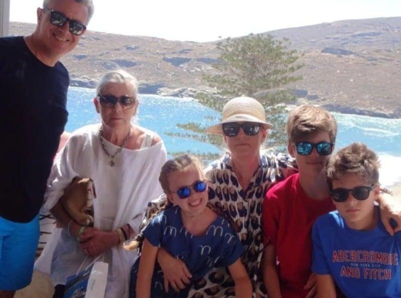 Θυμάστε την Μαργαρίτα Μπρόγιερ; Δείτε πως είναι σήμερα στα 80 της η τραγουδίστρια και ηθοποιός του ελληνικού κινηματογράφου 2 nikos chatzinikolaou margarita mprogier kristi tsolakaki