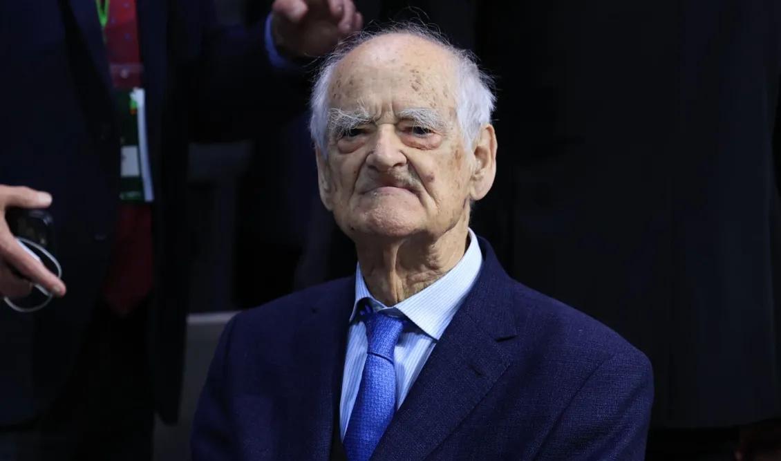 apostolos kaklamanis synedrio pasok