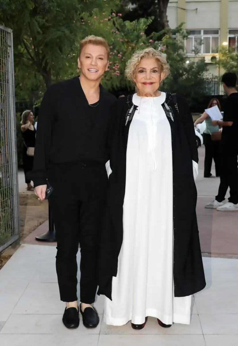 4196 takis zaxaratos marinela 2762024