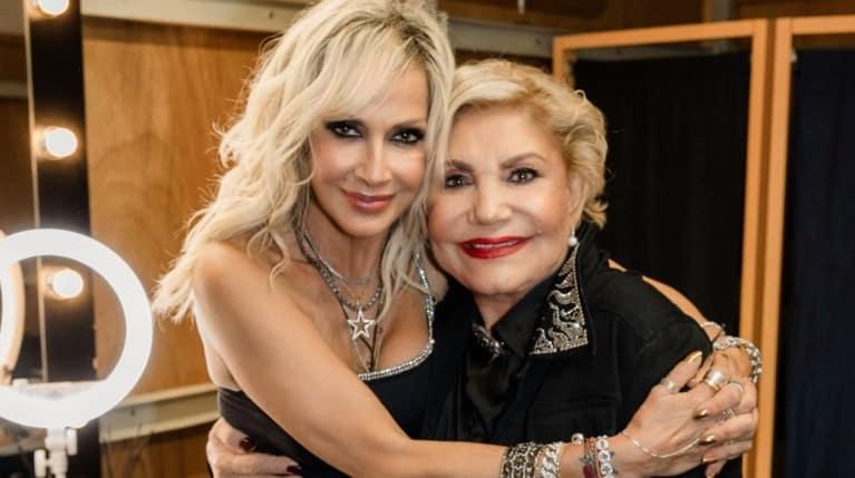 Άννα Βίσση: Διέκοψε το πρόγραμμα στο Hotel Ermou για να αποχαιρετήσει την Μαρινέλλα – «Έφυγε άδικα και με άδικο τρόπο» 2 0a5ecca3c0a04c17a2a72ea926263bed