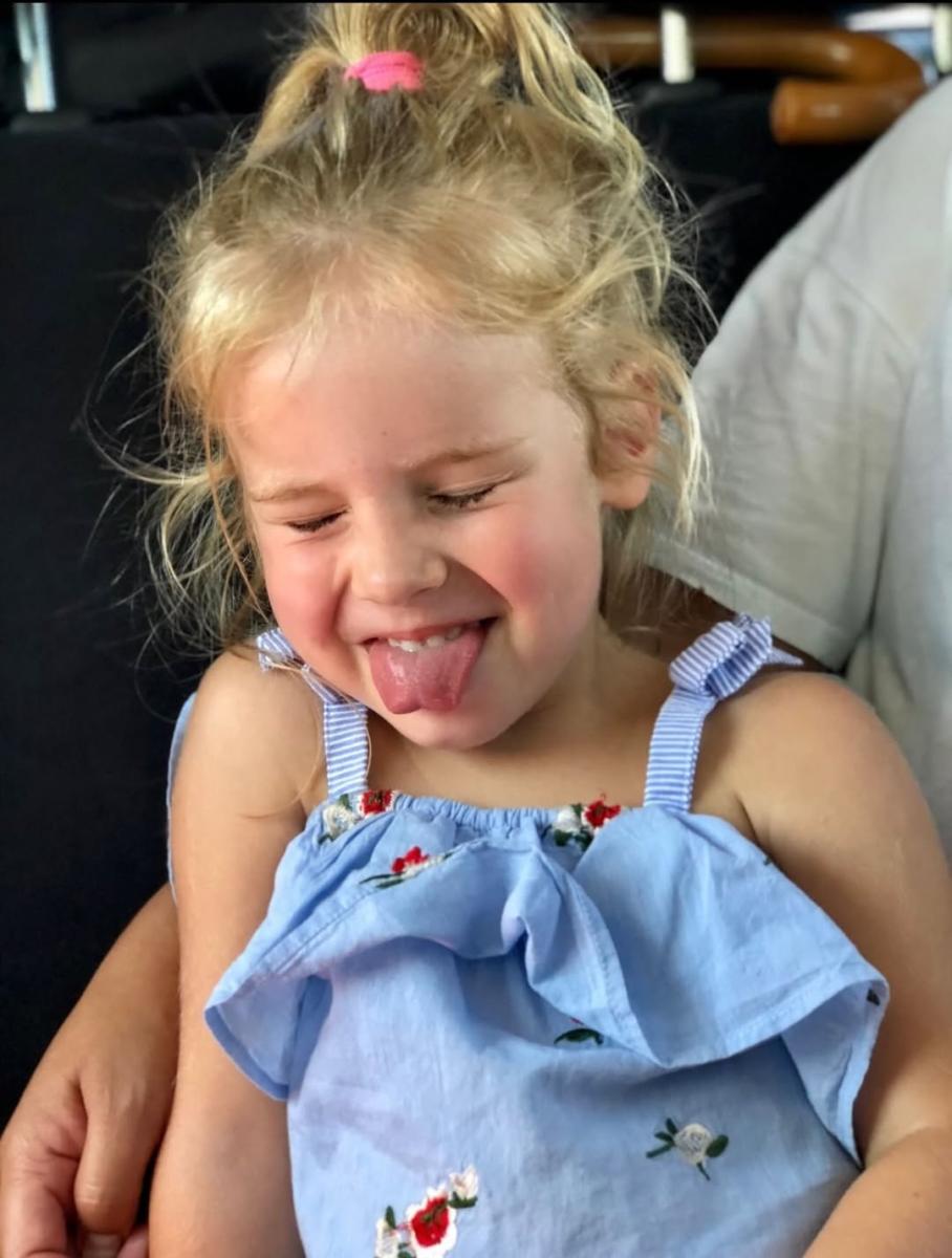 Ελένη Μενεγάκη: Η μικρότερη κόρη της είχε γενέθλια! Οι φωτογραφίες με τον Μάκη Παντζόπουλο και τη μικρή Μαρίνα 4 4 10