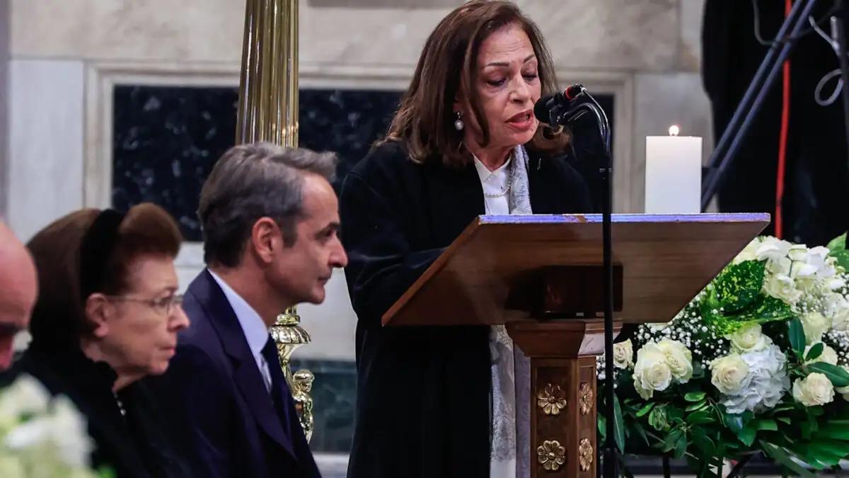 Το σπαρακτικό αντίο της Χ. Αλεξίου στη Μαρινέλλα: «Άφησες την τελευταία σταγόνα της φωνής σου στο Ηρώδειο» 2 alexiou eurokinissi 1200x675 1