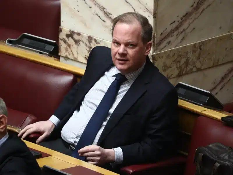 Δύσκολες ώρες για τον Κώστα Αχ. Καραμανλή - Μόλις μαθεύτηκαν τα άσχημα μαντάτα 1