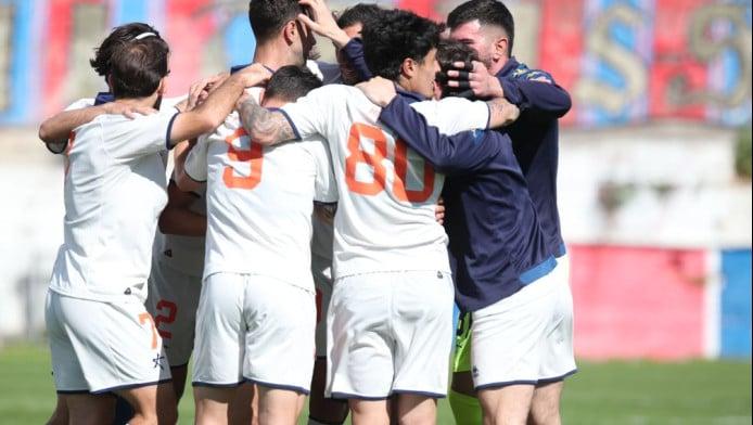 Super League 2: Ξεμπερδεύει η Καλλιθέα, έπεσαν στη Γ’ Εθνική τα Χανιά (Vid)