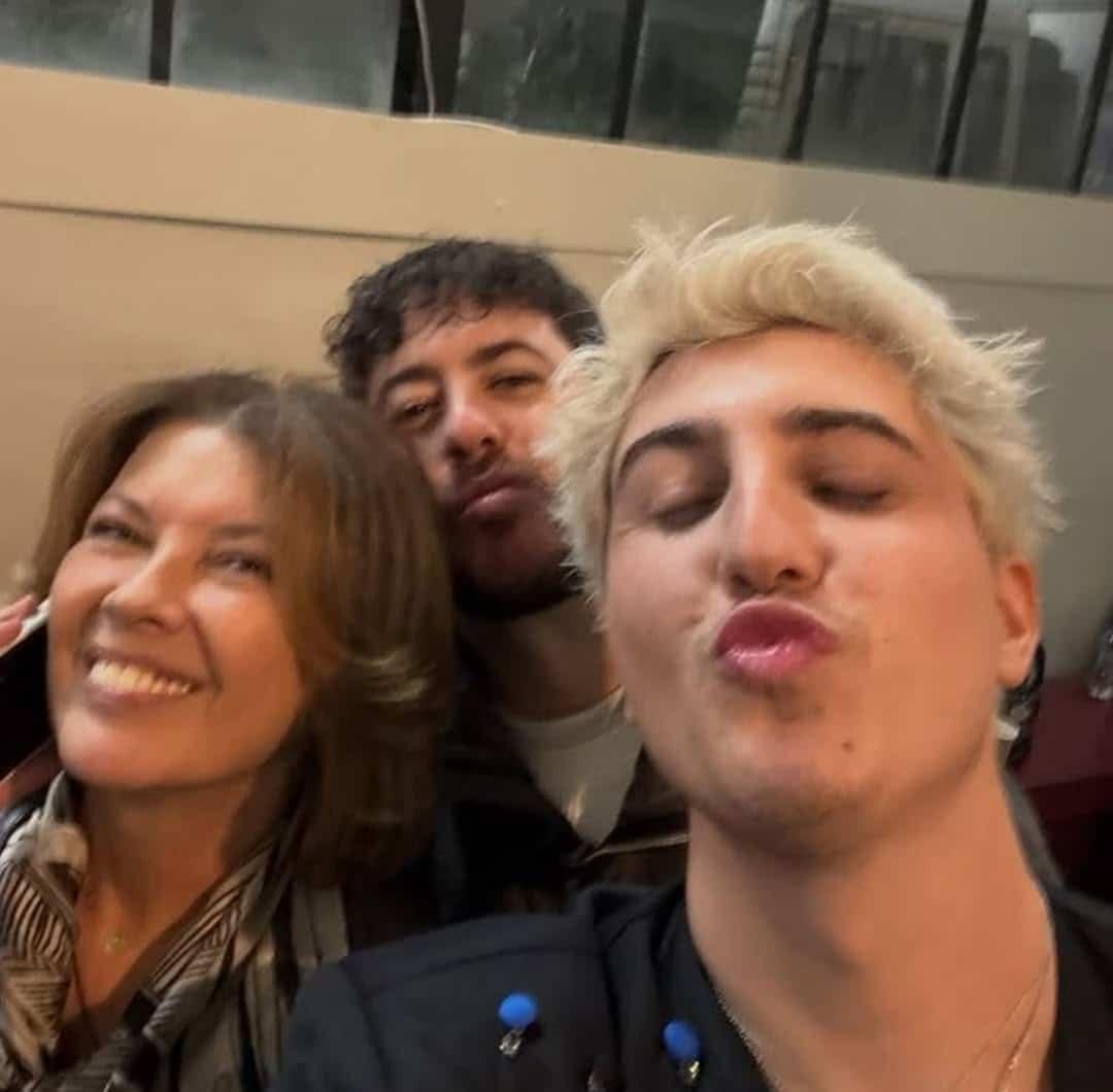 Σοφία Αλιμπέρτη: Η on air έκπληξη στον Good Job Nicky - «Η σχέση μας είναι καρμική, για μένα δεν είναι απλά το παιδί μου» 1 11 1