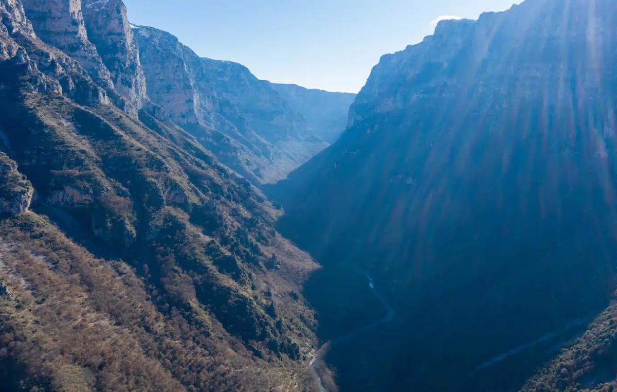 Συναγερμός στην Εύβοια: Χάθηκαν οκτώ άτομα σε φαράγγι - Σπεύδουν δυνάμεις για τον εντοπισμό τους 3 faraggi vikou1