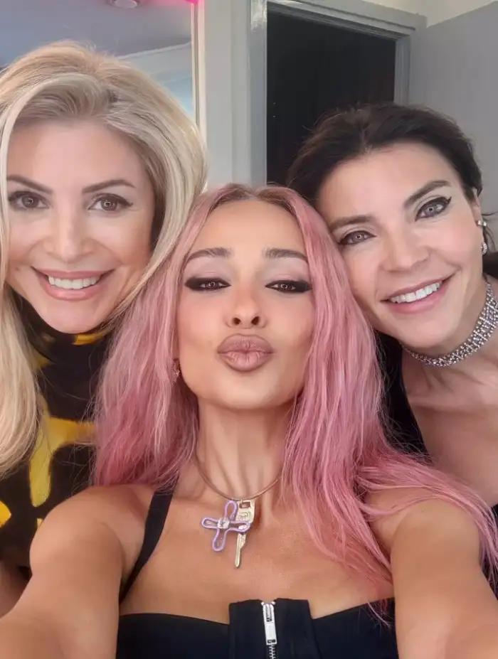 Άννα Βίσση – Χριστίνα Πολίτη: Τέλος στη φιλία τους μετά από 30 χρόνια; Η αποκάλυψη για το unfollow στο Instagram και η απαγόρευση στο καμαρίνι 1 politi foureira vernikou