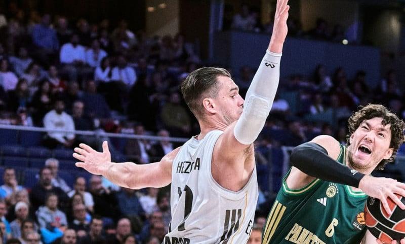 Δήλωση Σκαριόλο για Χεζόνια: "Έχει NBA out, δεν ξέρω τι θα αποφασίσει"