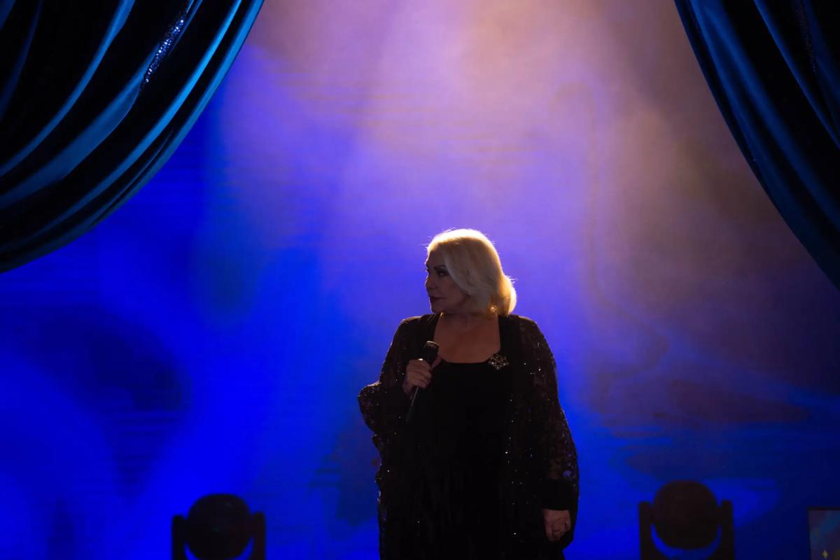 Το MEGA αποτίει φόρο τιμής στη Μαρινέλλα το Μεγάλο Σάββατο 1 marinella ma esy pote na mhn xatheis apo th zwh mas 02 2048x1367 1