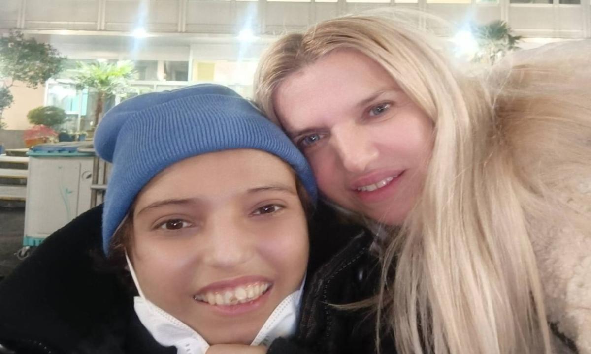 7e517705 176846435238182047 2