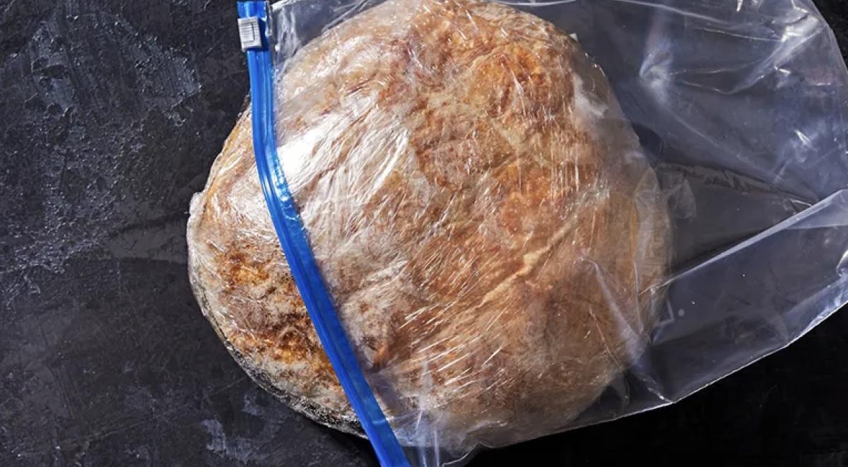 Πώς να καταψύξετε το ψωμί χωρίς να ξεραθεί 3 1 1
