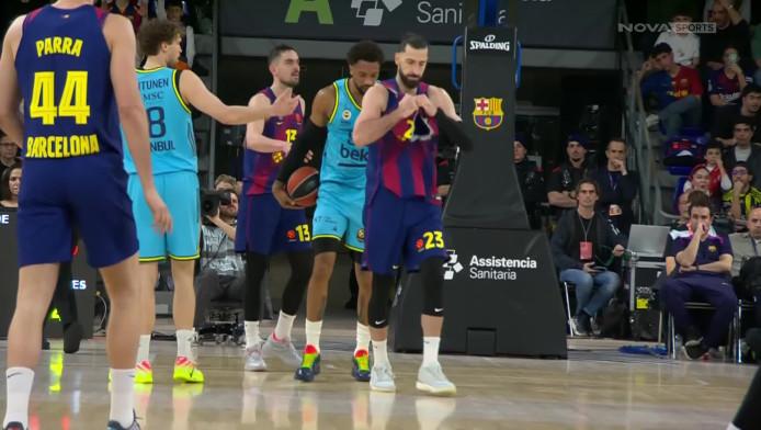 Έσκισε τη φανέλα της Μπαρτσελόνα ο Σενγκέλια (ΒΙΝΤΕΟ)