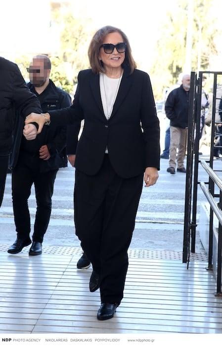 Ντόρα Μπακογιάννη: «Και τι προτείνετε τώρα που έχω παιδί αγνώστου πατρός; Να το καταπιώ;» – Η άγνωστη ιστορία από την περίοδο που ήταν έγκυος 2 1 20